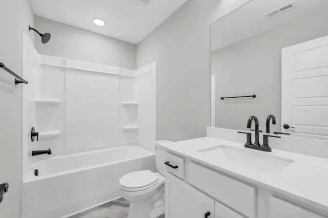 $284,900 | 1404 Jonathan Wade Circle, Clarksville, TN 37043