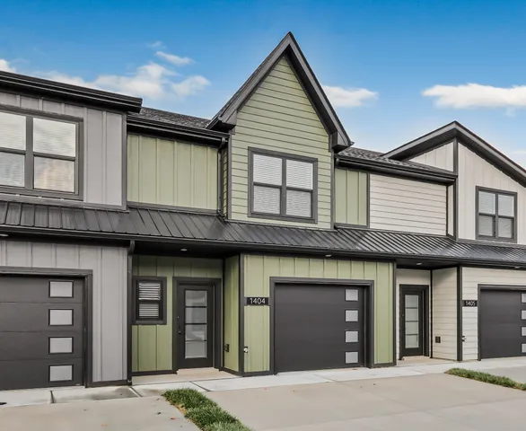 a view of a white building