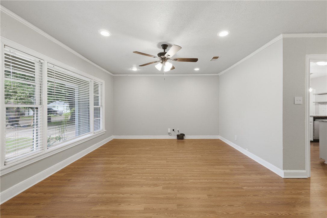 1504 Burt Street Bryan, TX 77802 - Photo 5 of 26