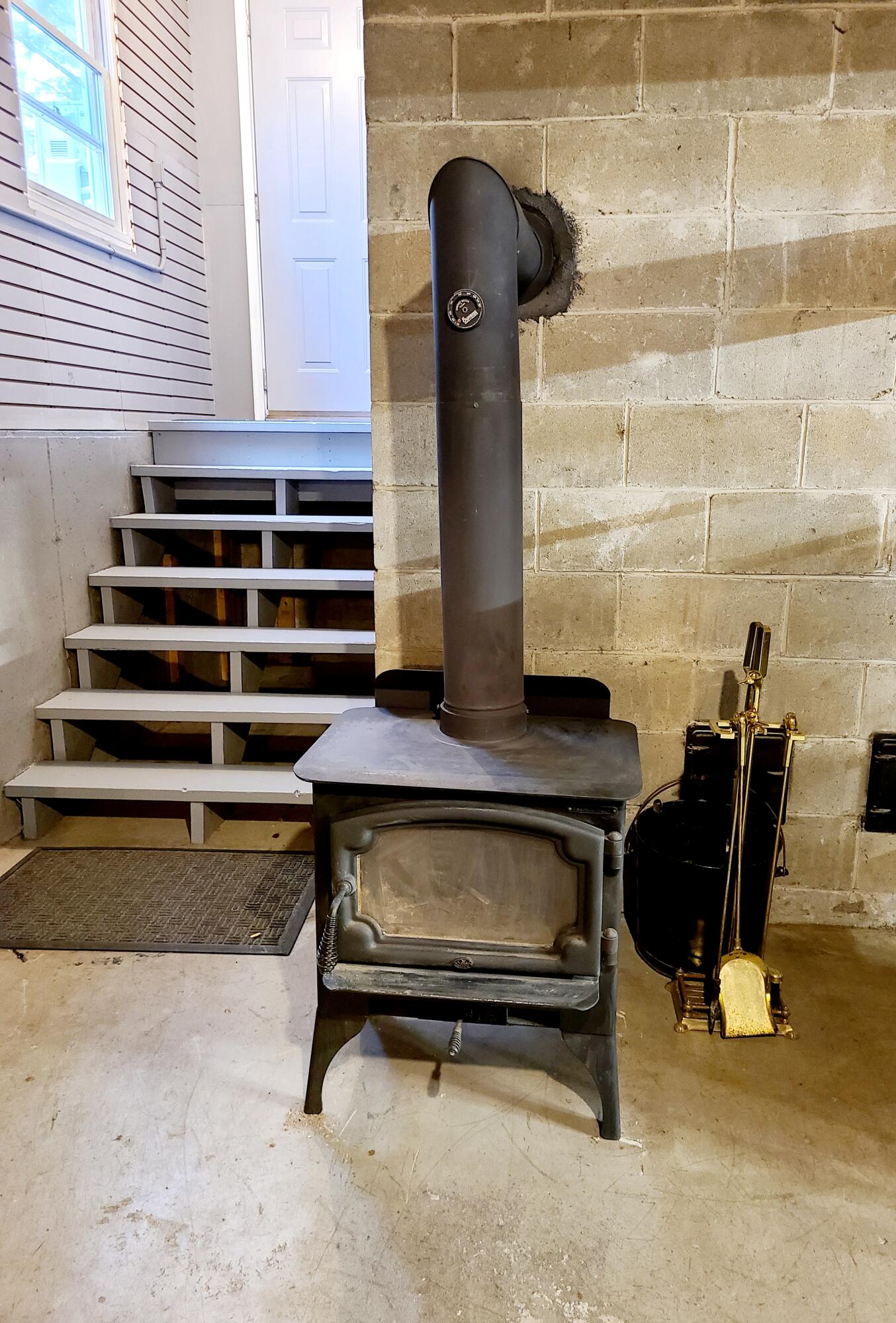 30 Silver Ridge Road Bangor, ME 04401 - Photo 68 of 102 Woodstove VZ 2