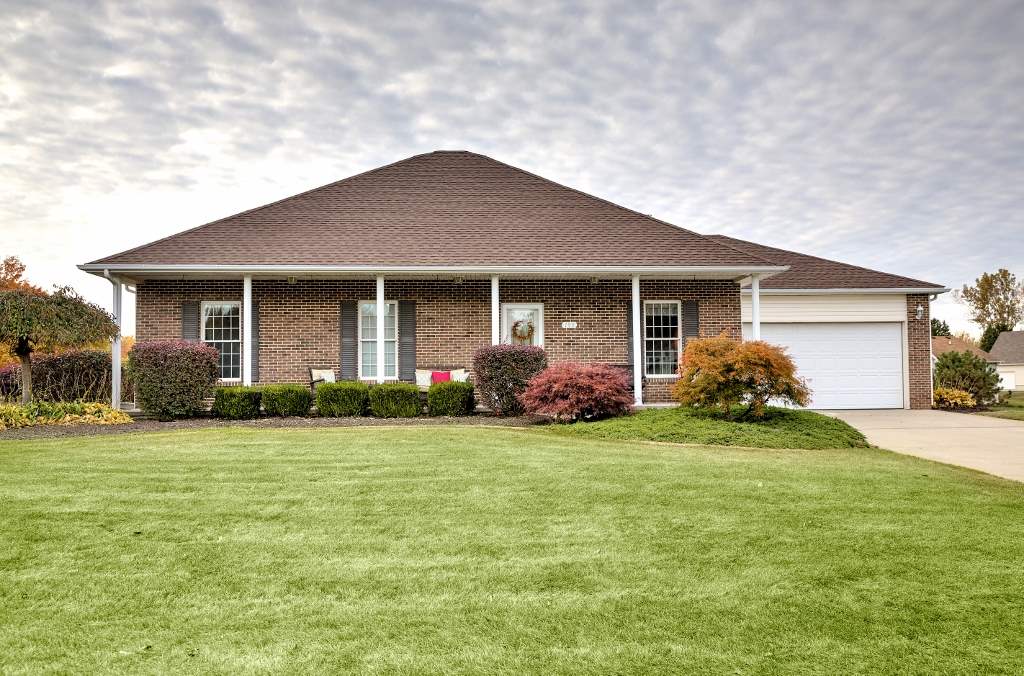 199 South Hunters Ridge Warsaw, IN 46582 - Photo 1 of 24 Gallery Image 1