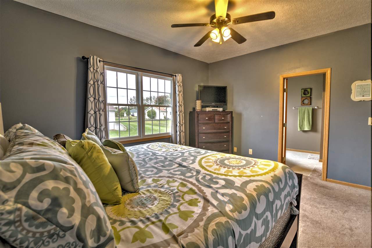 199 South Hunters Ridge Warsaw, IN 46582 - Photo 8 of 24 Gallery Image 8