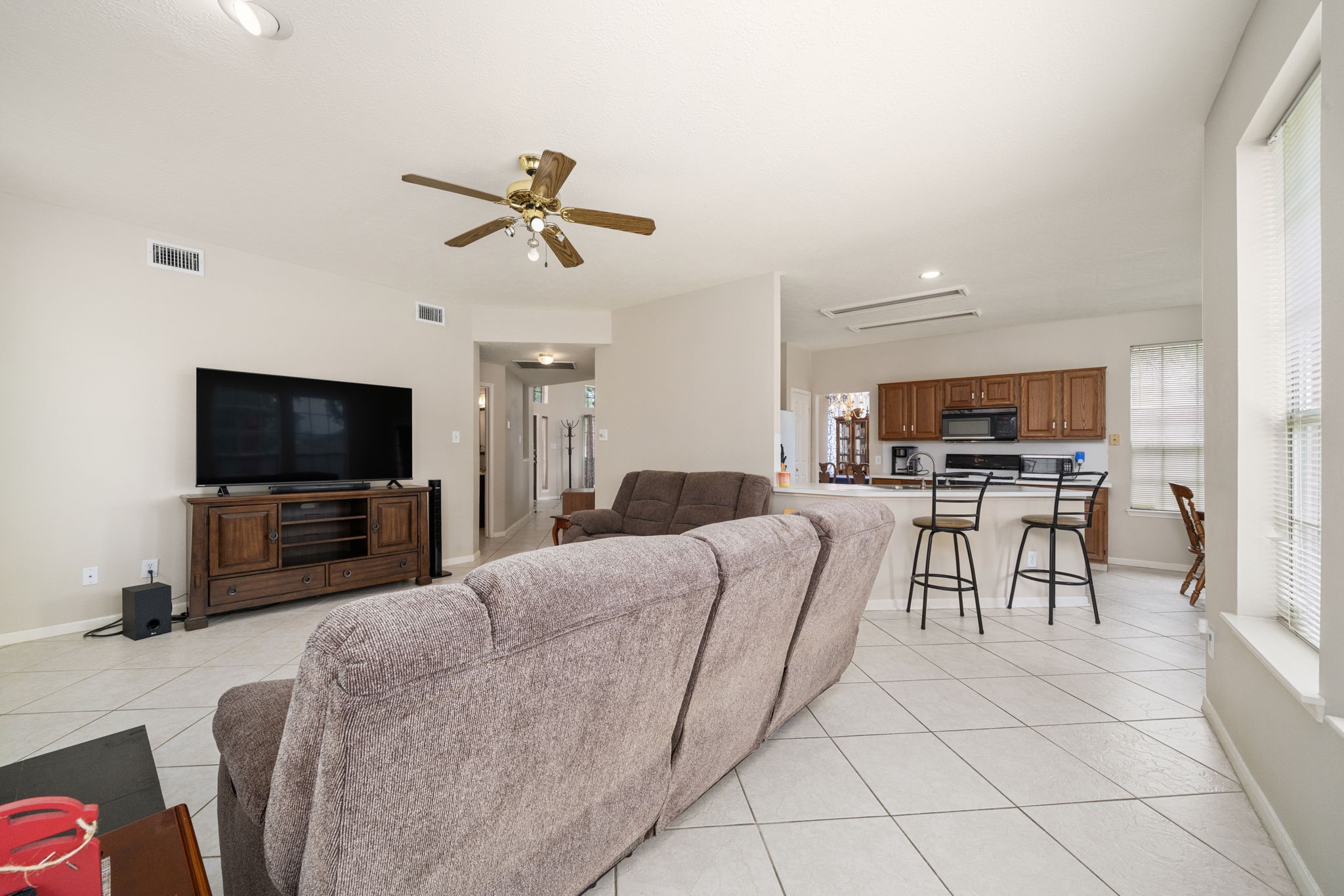9715 Therrell Drive Houston, TX 77064 - Photo 14 of 33