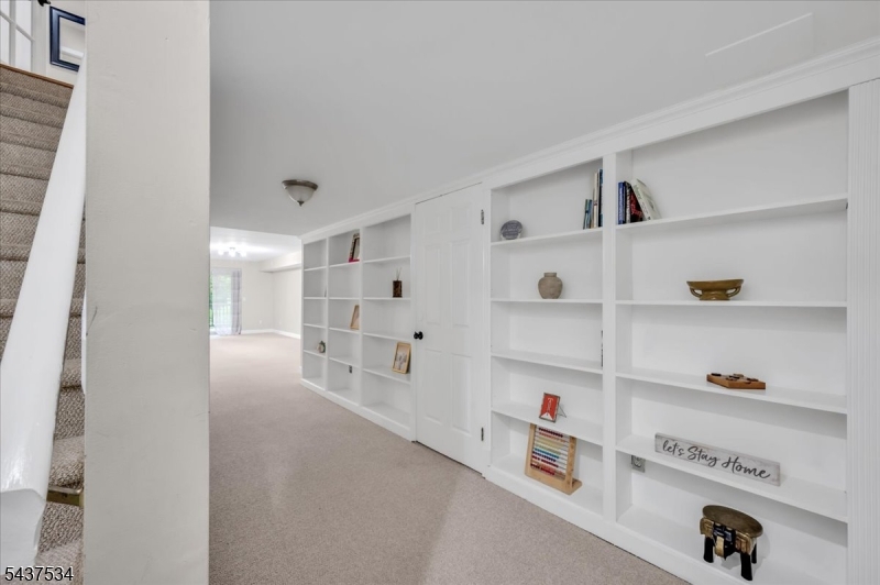 119 Choctaw Ridge Road Somerville, NJ 08876 - Photo 27 of 34