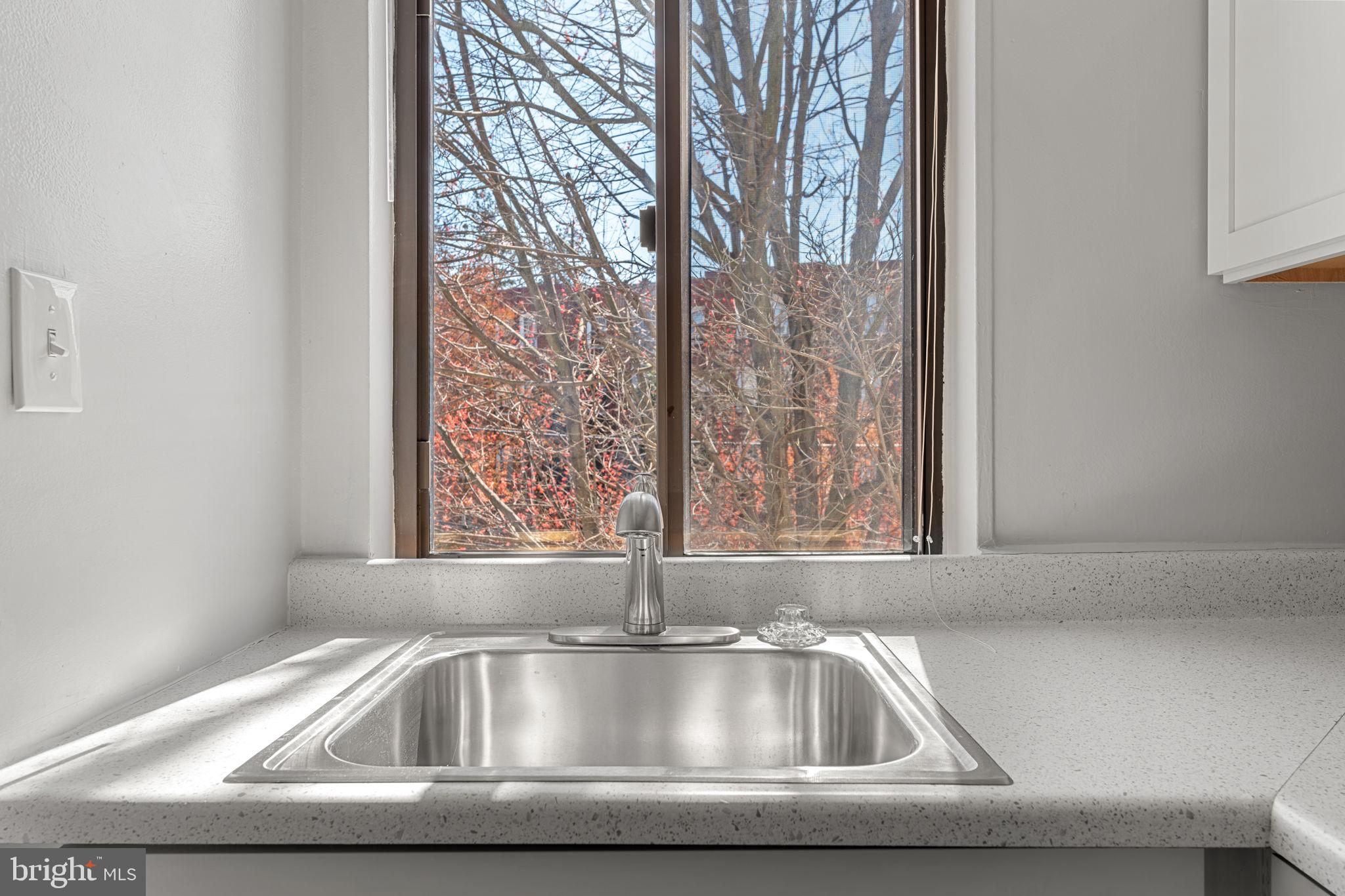 3827 Davis Place Northwest, Unit 5 Washington, DC 20007 - Photo 13 of 31