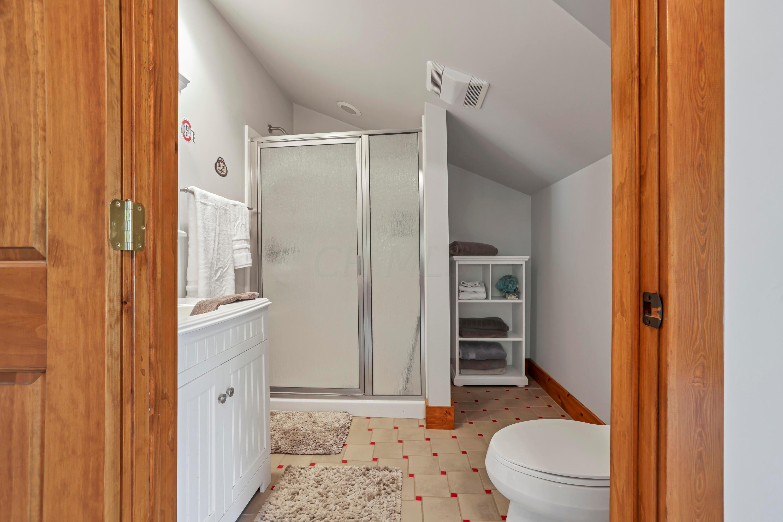 10985 Clearport Road Southwest Amanda, OH 43102 - Photo 75 of 126 Bedroom 3 full attached bath