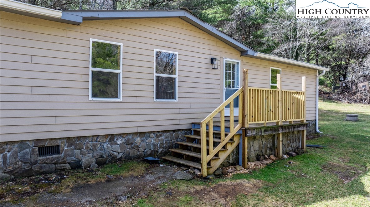 1920 Castle Ford Road Boone, NC 28607 - Photo 2 of 33