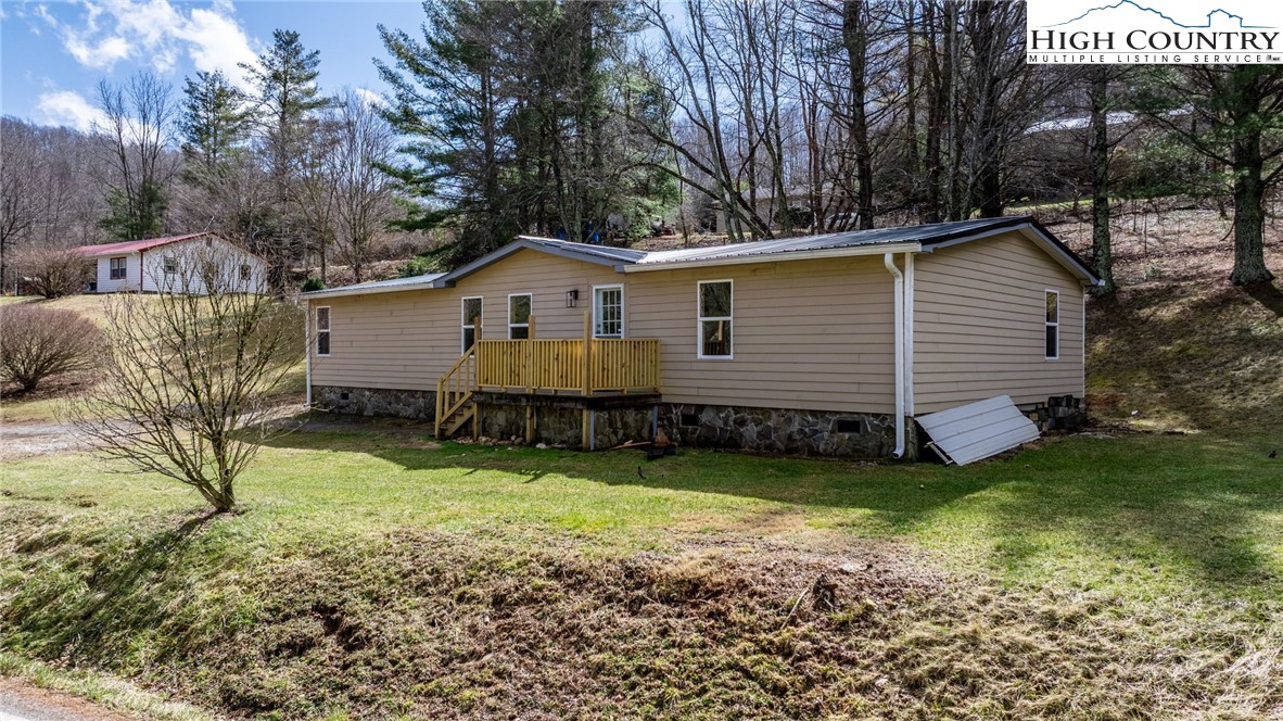1920 Castle Ford Road Boone, NC 28607 - Photo 3 of 33