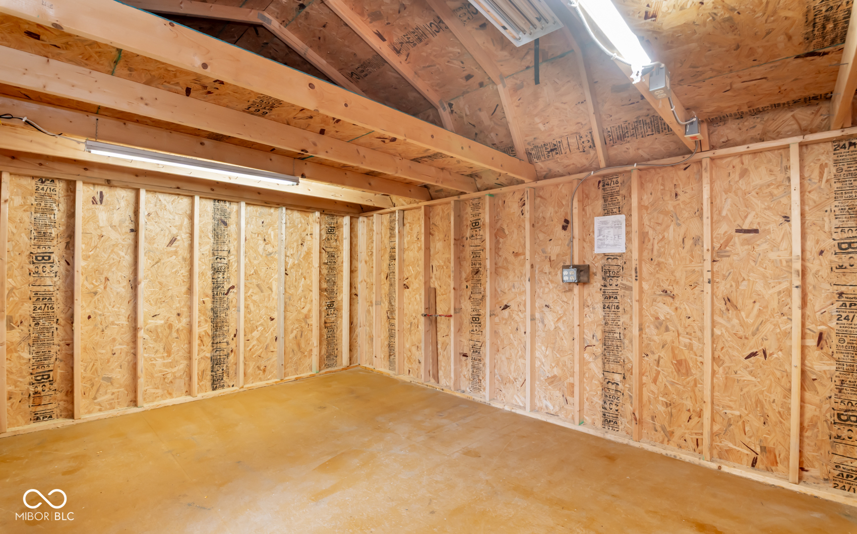 285 Plum Court Columbus, IN 47201 - Photo 148 of 155
