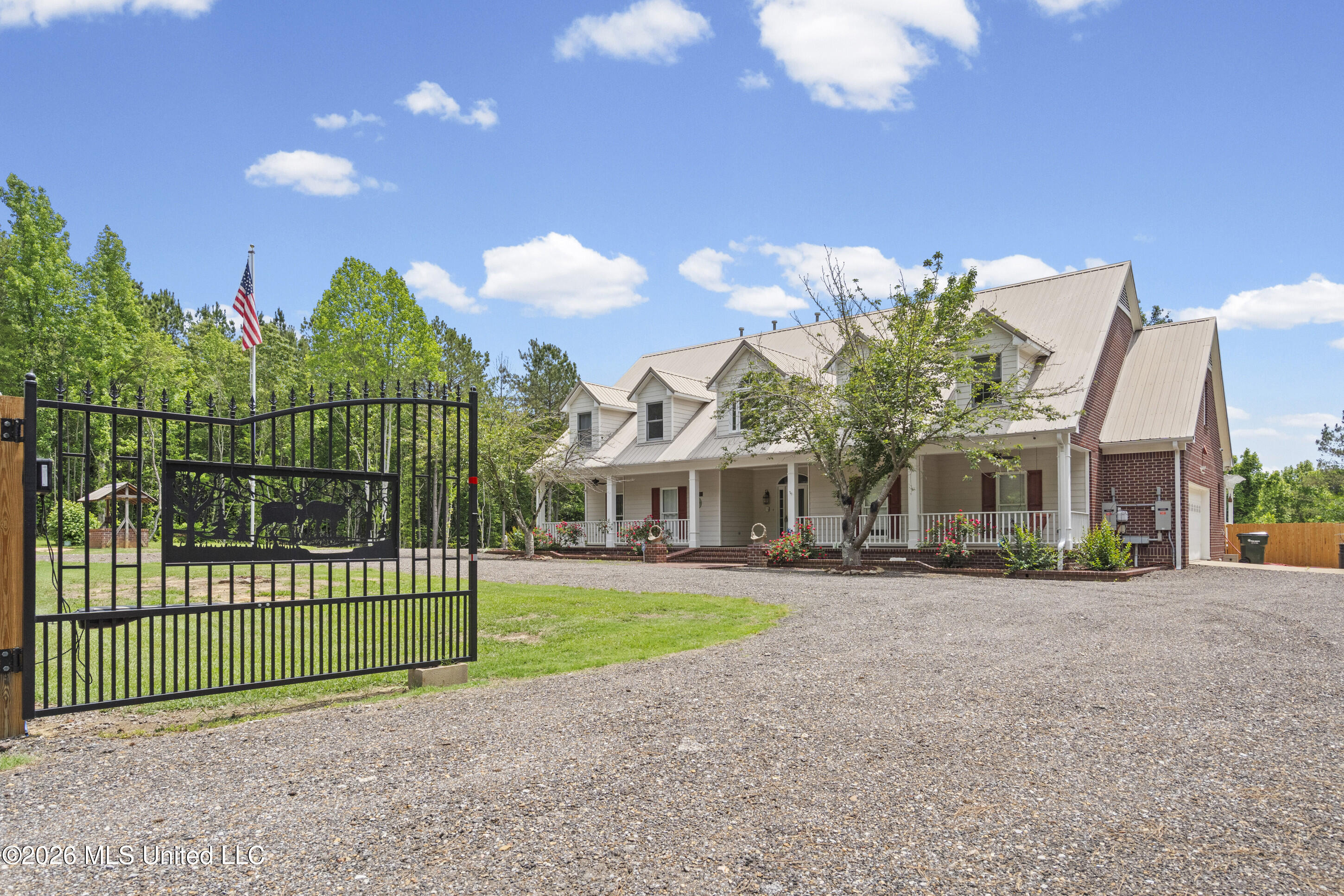 139 Pine Ridge Cove Holly Springs, MS 38635 - Photo 3 of 51 1__dsc2211_print