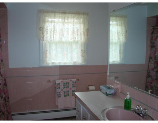 600 Stafford Road Tiverton, RI 02878 - Photo 5 of 8 Gallery Image 5