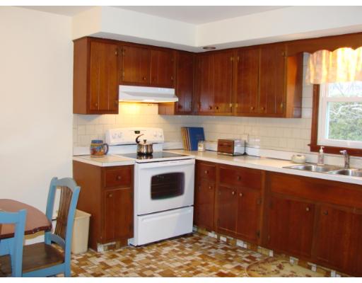 600 Stafford Road Tiverton, RI 02878 - Photo 8 of 8 Gallery Image 8