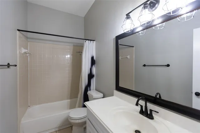 $385,000 | 17817 Madden Drive, Pflugerville, TX 78660