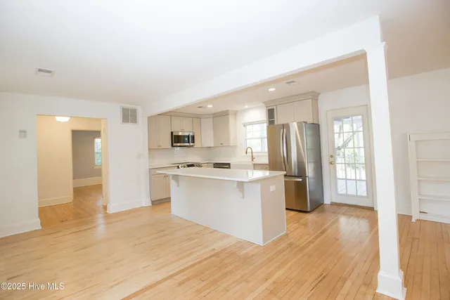 $2,500 | 365 East New Jersey Avenue, Southern Pines, NC 28387