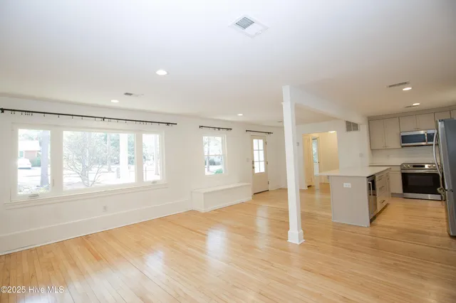 $2,500 | 365 East New Jersey Avenue, Southern Pines, NC 28387