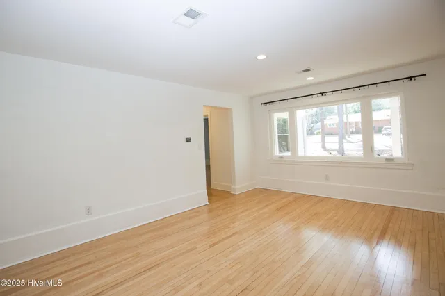 $2,500 | 365 East New Jersey Avenue, Southern Pines, NC 28387