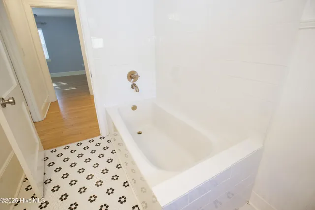 $2,500 | 365 East New Jersey Avenue, Southern Pines, NC 28387