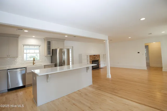 $2,500 | 365 East New Jersey Avenue, Southern Pines, NC 28387