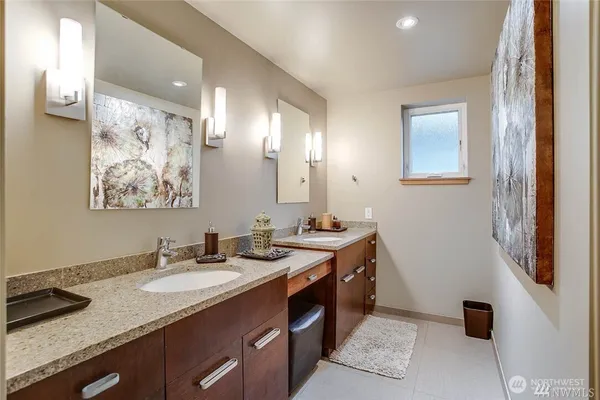 $1,900,000 | 19605 Military Road South, SeaTac, WA 98188