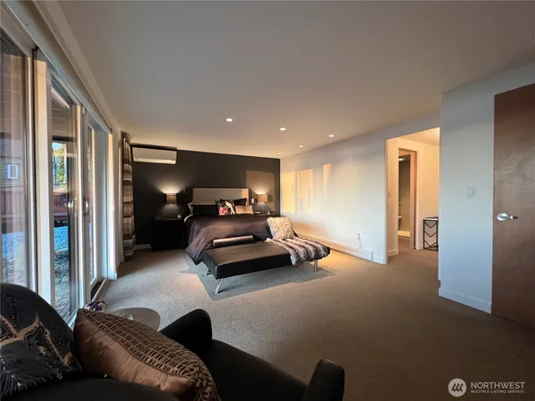 $1,900,000 | 19605 Military Road South, SeaTac, WA 98188