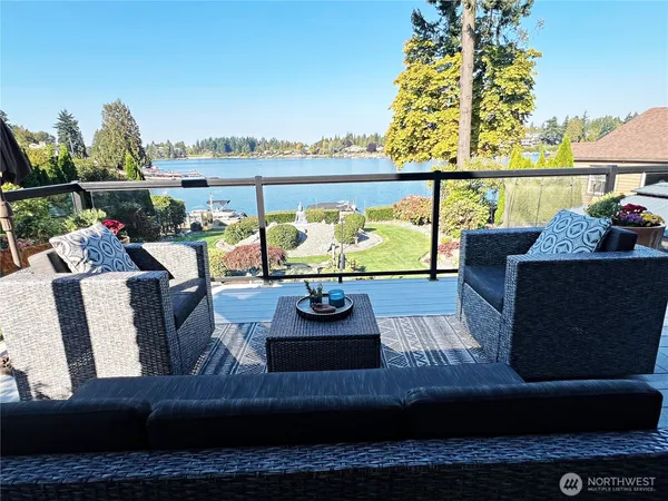 $1,900,000 | 19605 Military Road South, SeaTac, WA 98188