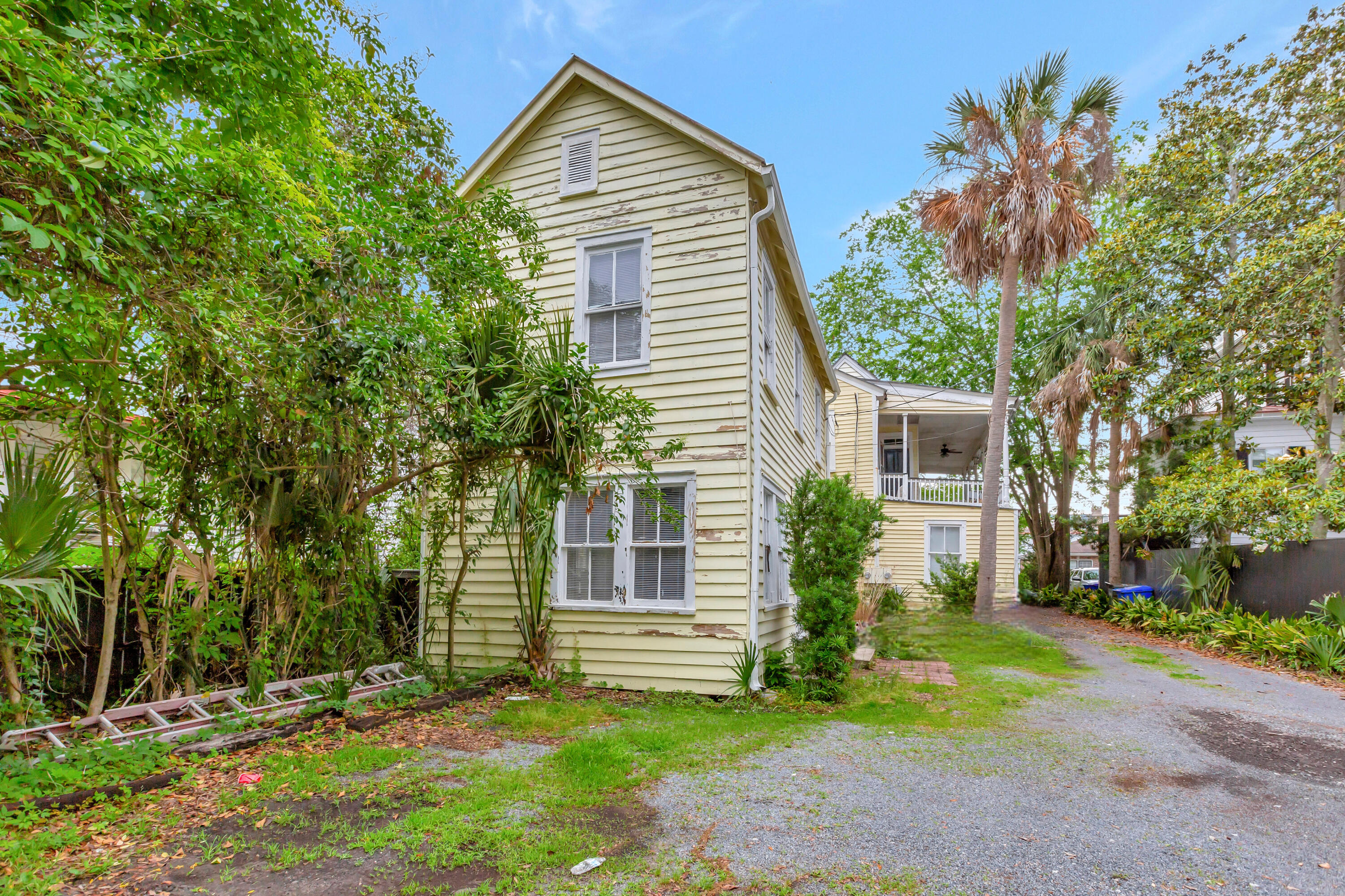 115 Ashley Avenue, Unit B Charleston, SC 29401 - Photo 11 of 11 DE27A22D-177E-4CE6-BB6A-DF71A9FAAC3D