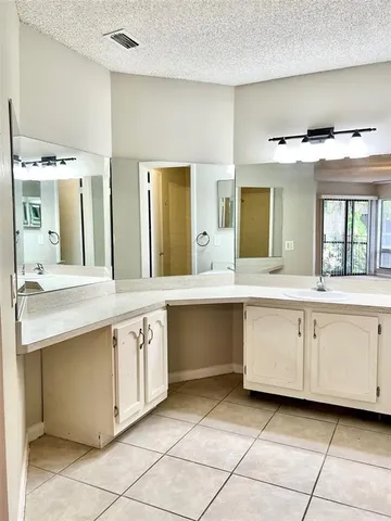 $1,195 | 4371 Aqua Vista Drive, Unit G, Orlando, FL 32839
