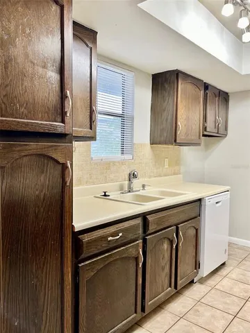 $1,195 | 4371 Aqua Vista Drive, Unit G, Orlando, FL 32839