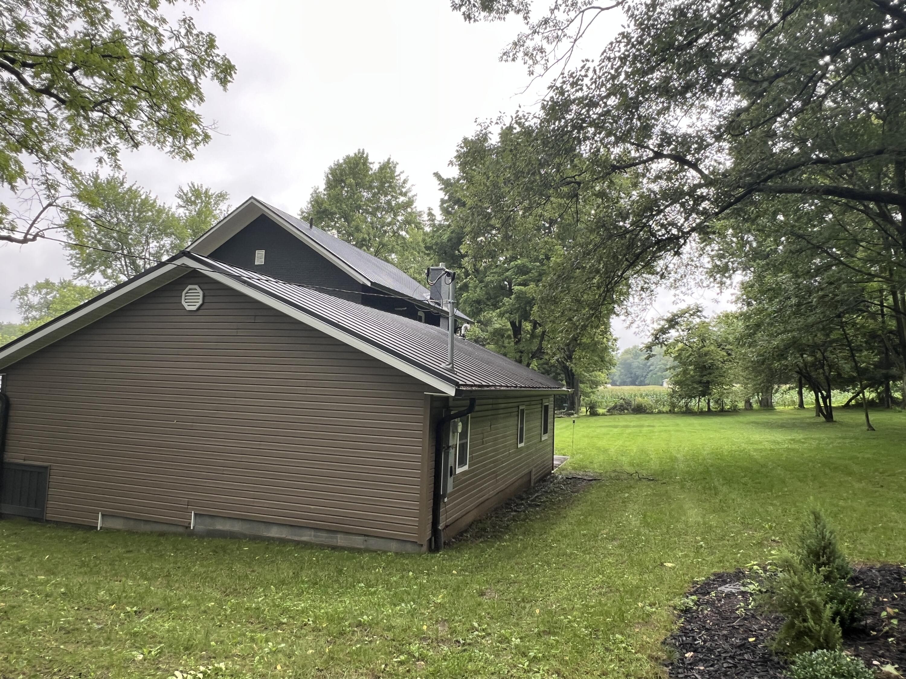 724 Riverside Drive Sidney, OH 45365 - Photo 33 of 42 backyard