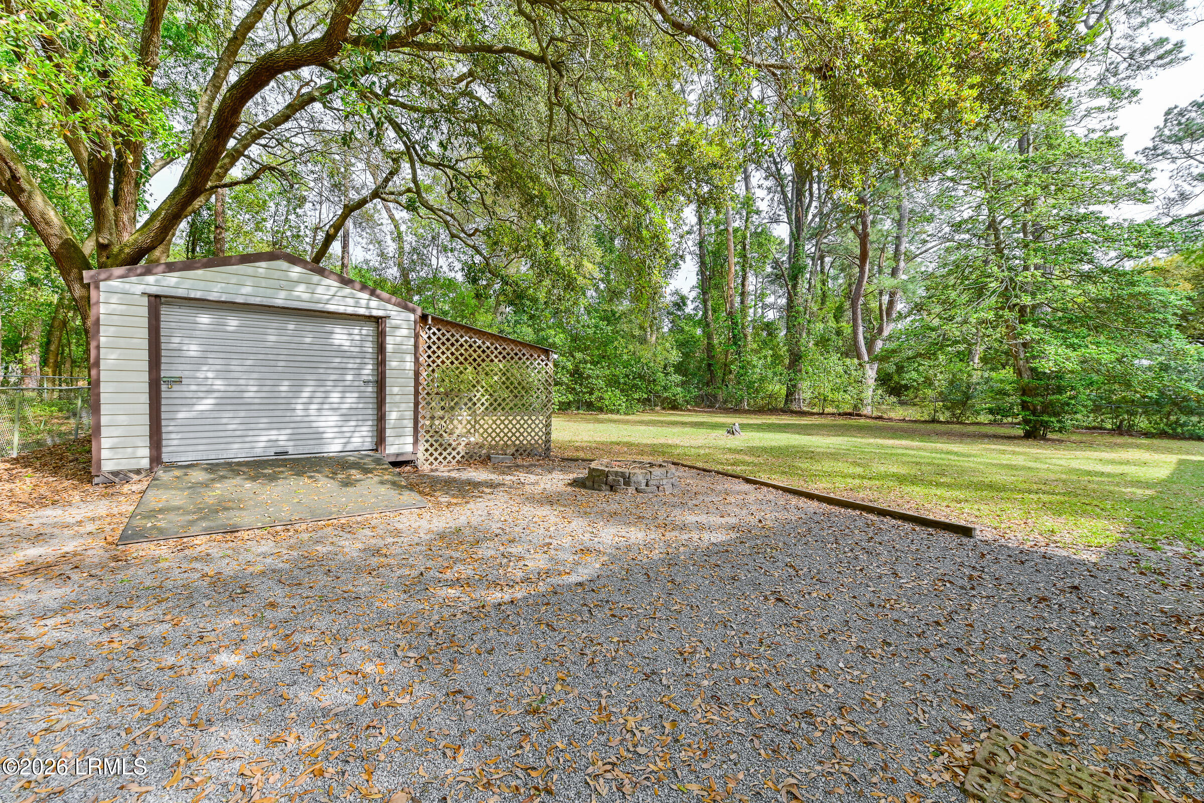 307 Burroughs Avenue Beaufort, SC 29902 - Photo 29 of 32 Shed