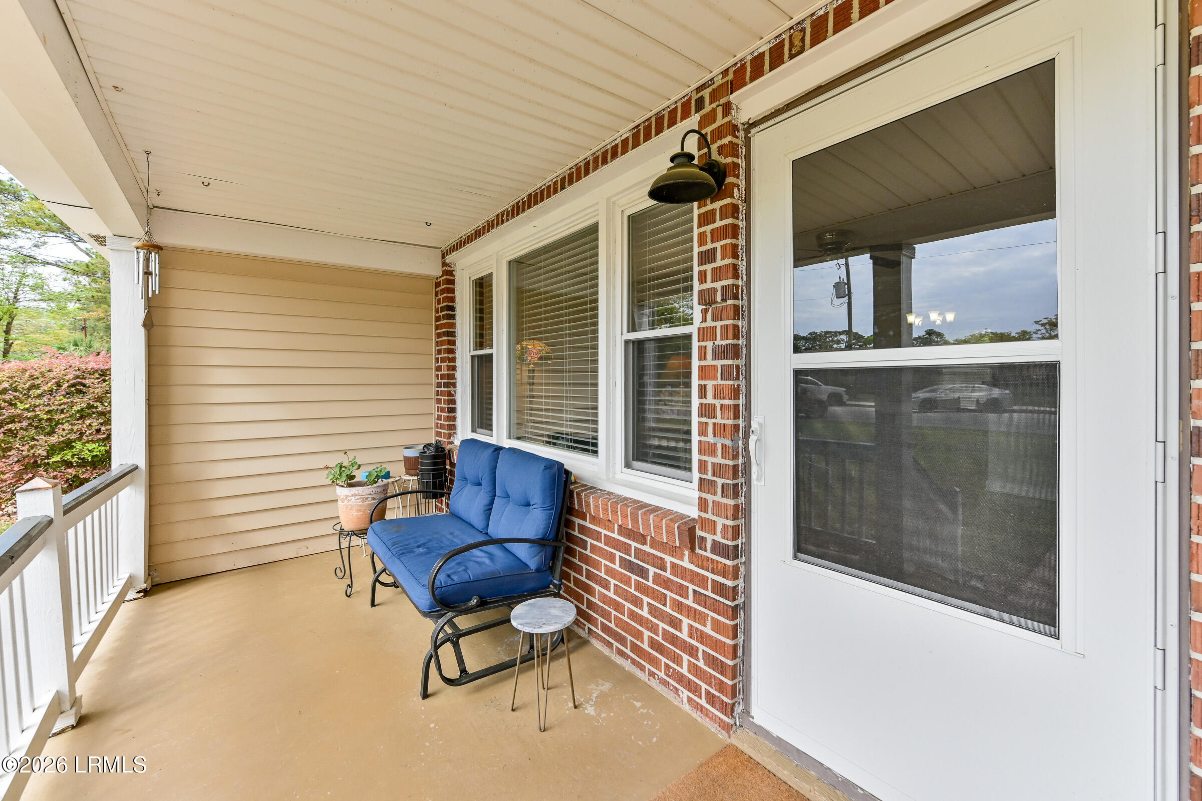 307 Burroughs Avenue Beaufort, SC 29902 - Photo 5 of 32 Porch - front door