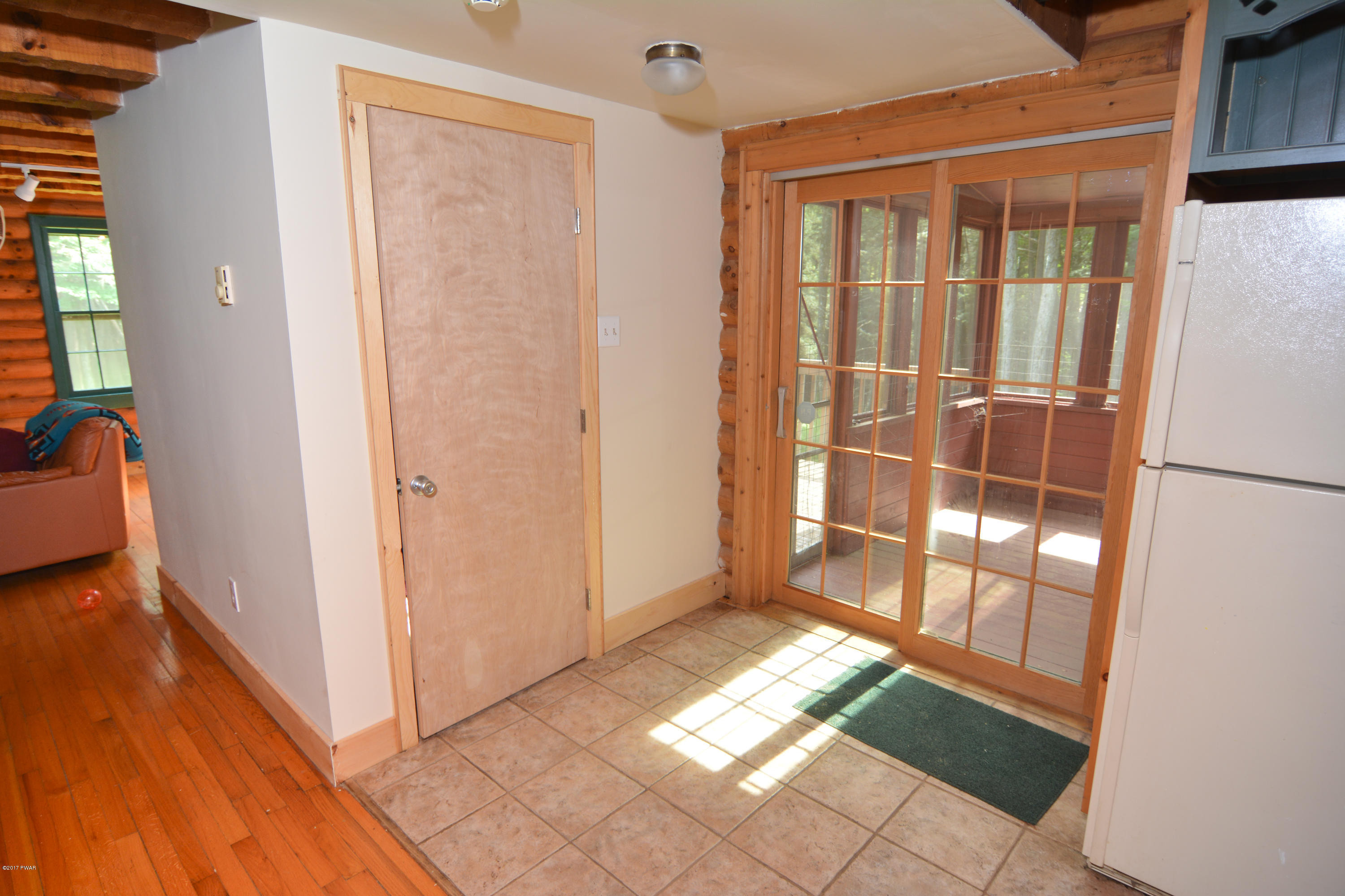 113 Old Schoolhouse Road Milford, PA 18337 - Photo 6 of 24