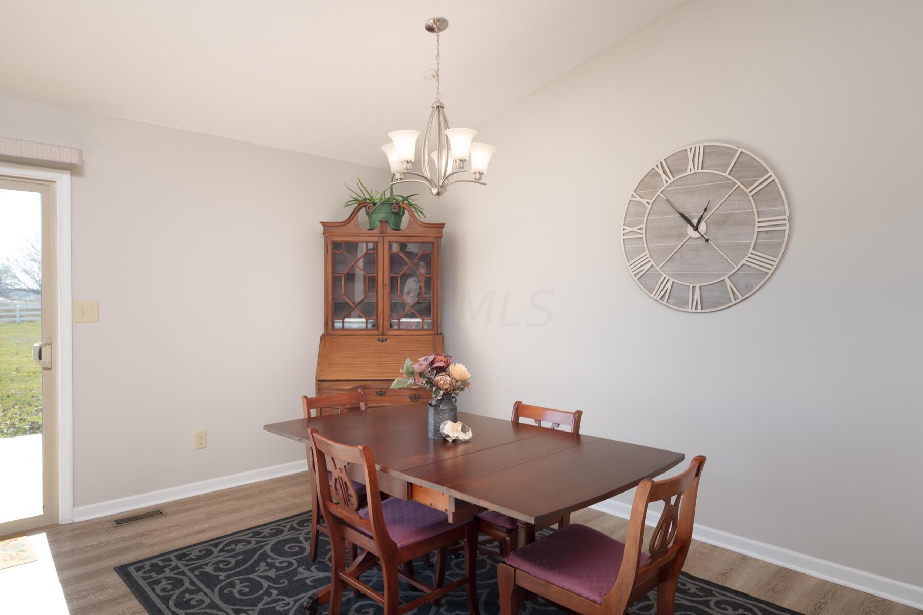 2241 Penry Road Delaware, OH 43015 - Photo 20 of 44 Dining Room