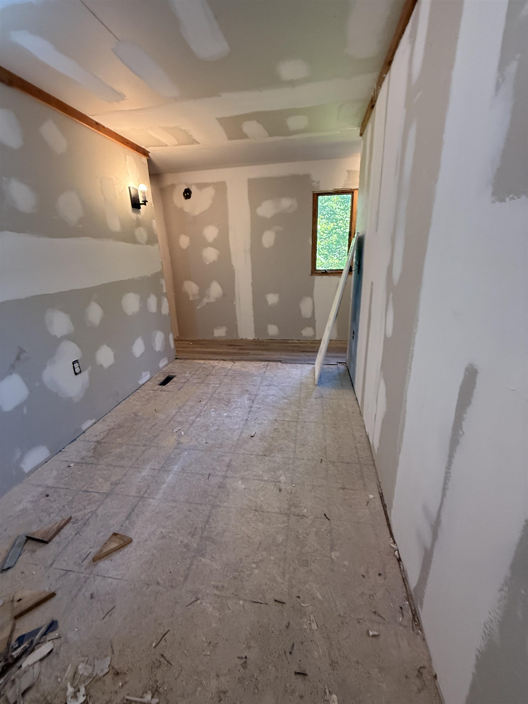 7 Berry Road Springfield, VT 05150 - Photo 4 of 8