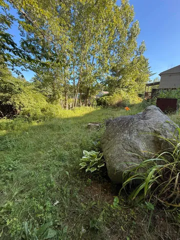 $169,000 | 7 Berry Road, Springfield, VT 05150