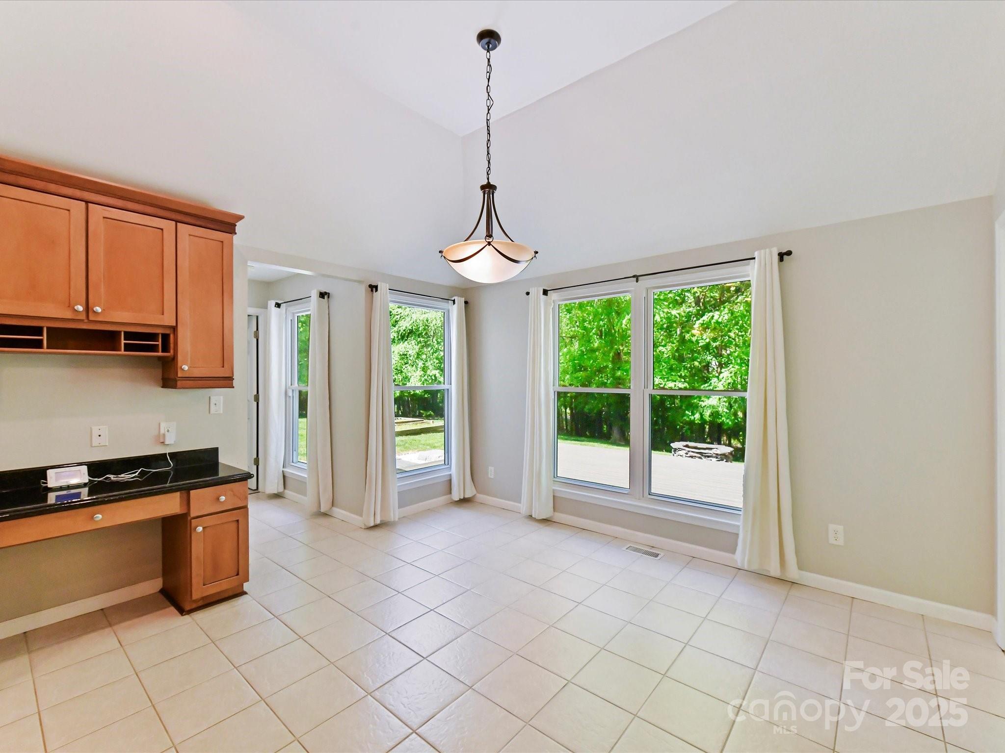 4301 Middle Stream Road Charlotte, NC 28213 - Photo 10 of 35 Gallery Image 10
