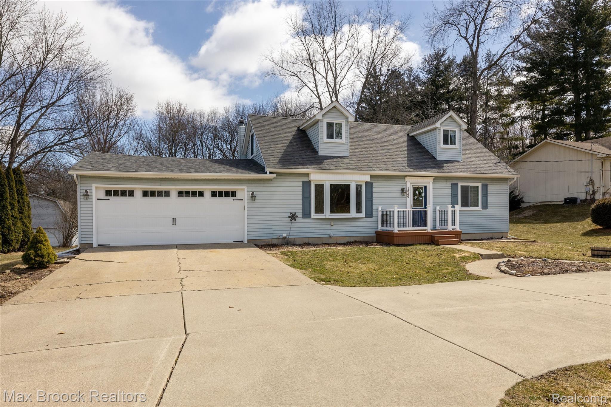 1330 Merry Road Waterford, MI 48328 - Photo 31 of 32 1330 Merry-17.jpg