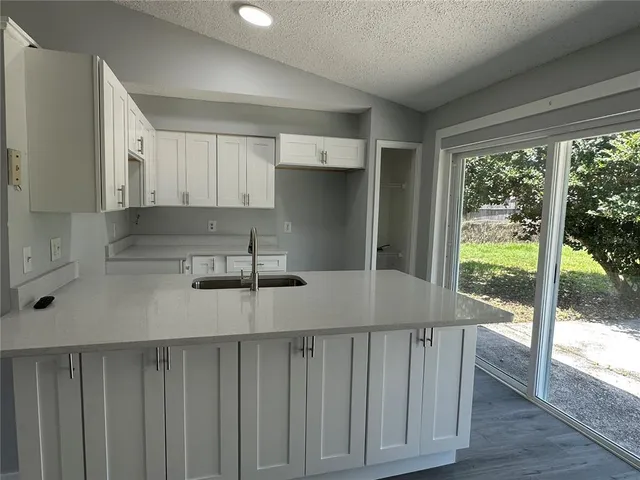 $2,000 | 3915 Anthony Lane, Orlando, FL 32822