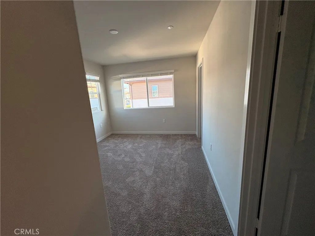 9511 Hannah Way Riverside, CA 92504 - Photo 19 of 28 Third level bedroom 1