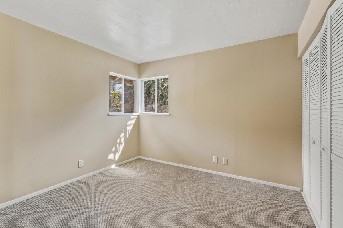 77-6484 Ono Road Kailua-Kona, HI 96740 - Photo 18 of 29 an empty room with windows
