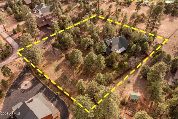 $760,000 | 2952 Country View Lane, Overgaard, AZ 85933