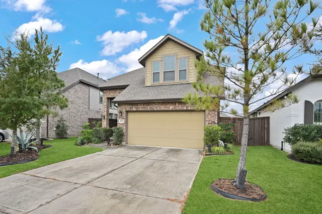 $2,500 | 16323 Apache Woods Way, Humble, TX 77346