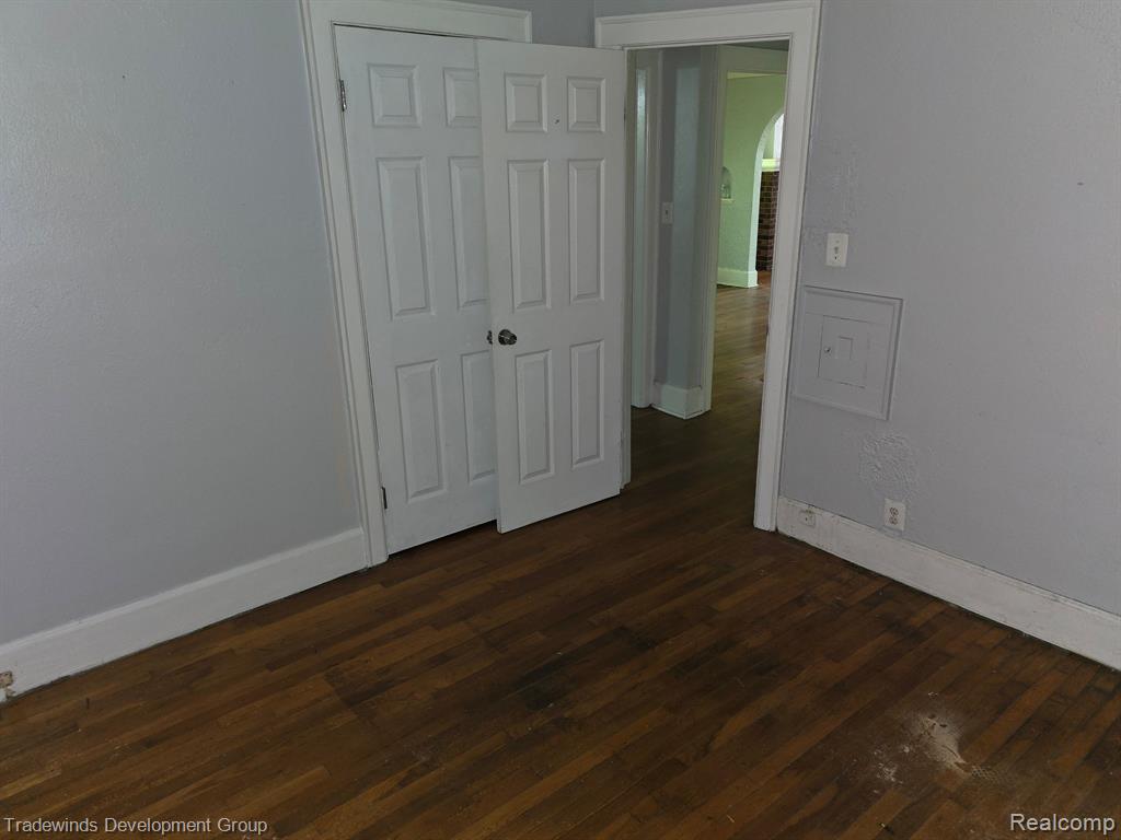 5074 Devonshire Road Detroit, MI 48224 - Photo 11 of 28