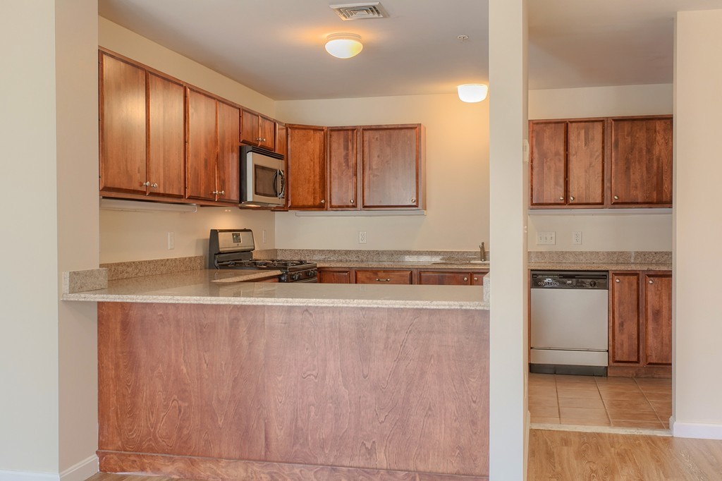34 Burnham Road, Unit 401 Methuen, MA 01844 - Photo 8 of 30 Gallery Image 8