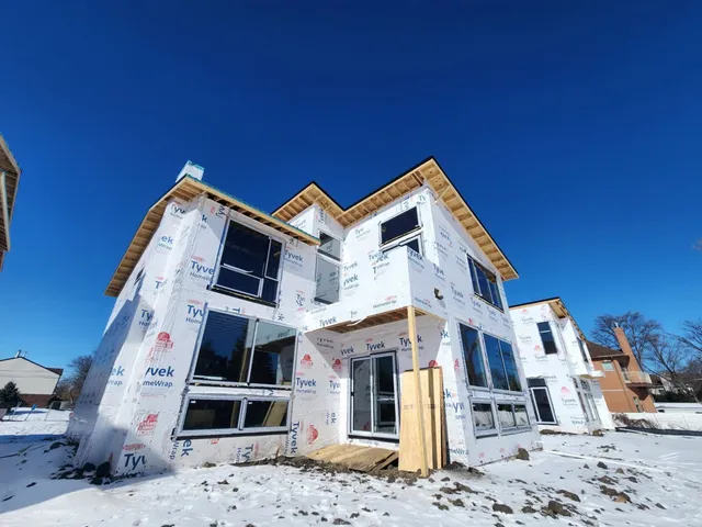 $2,650,000 | 783 Greenwood Road, Northbrook, IL 60062