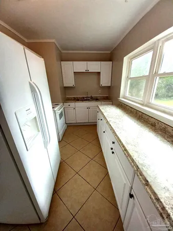 $1,350 | 9 Besma Drive, Pensacola, FL 32506