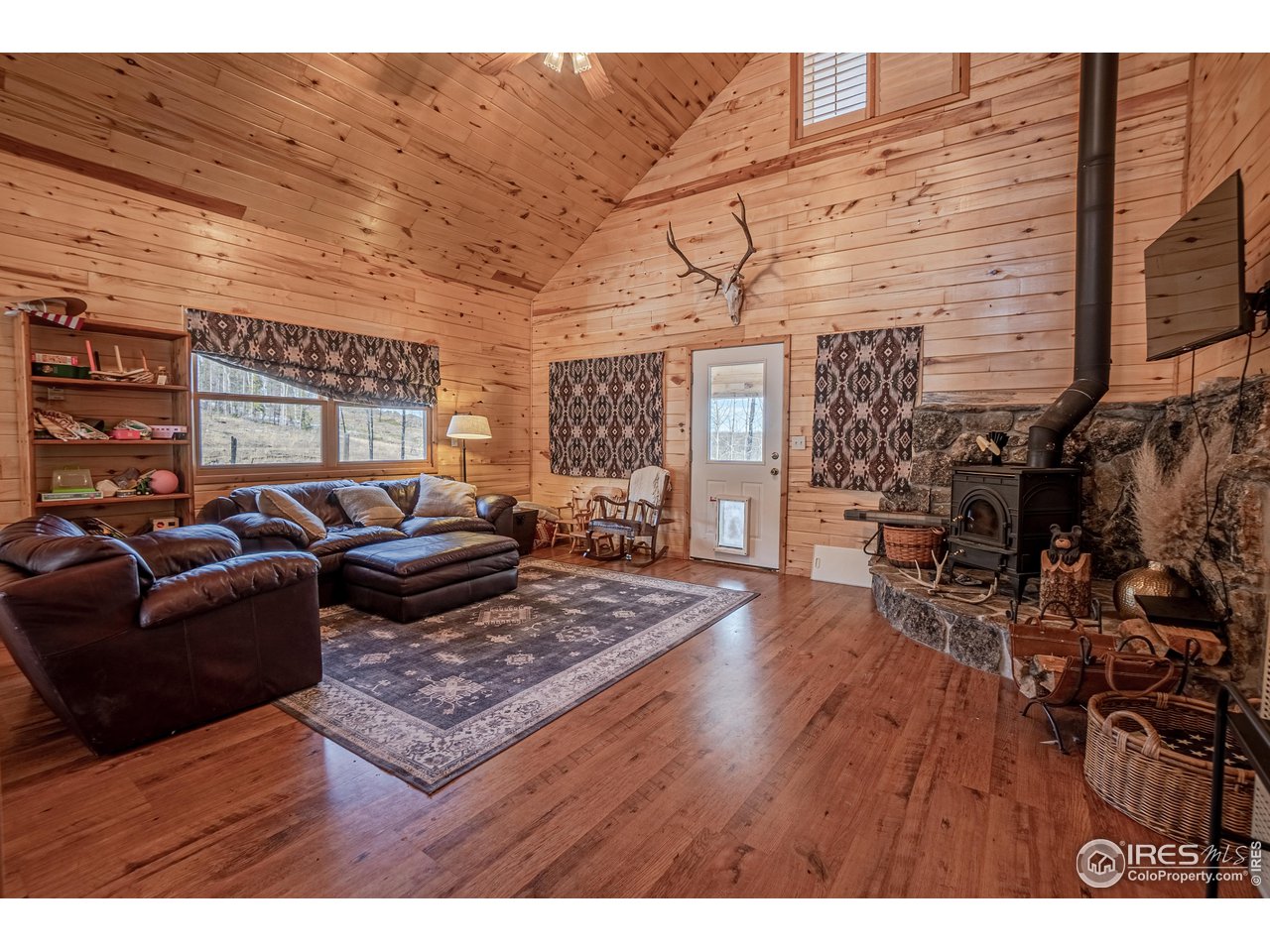1055 Granite Road Bellvue, CO 80512 - Photo 5 of 36 Gallery Image 5