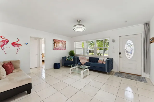 $689,000 | 254 Southwest 8th Street, Dania Beach, FL 33004