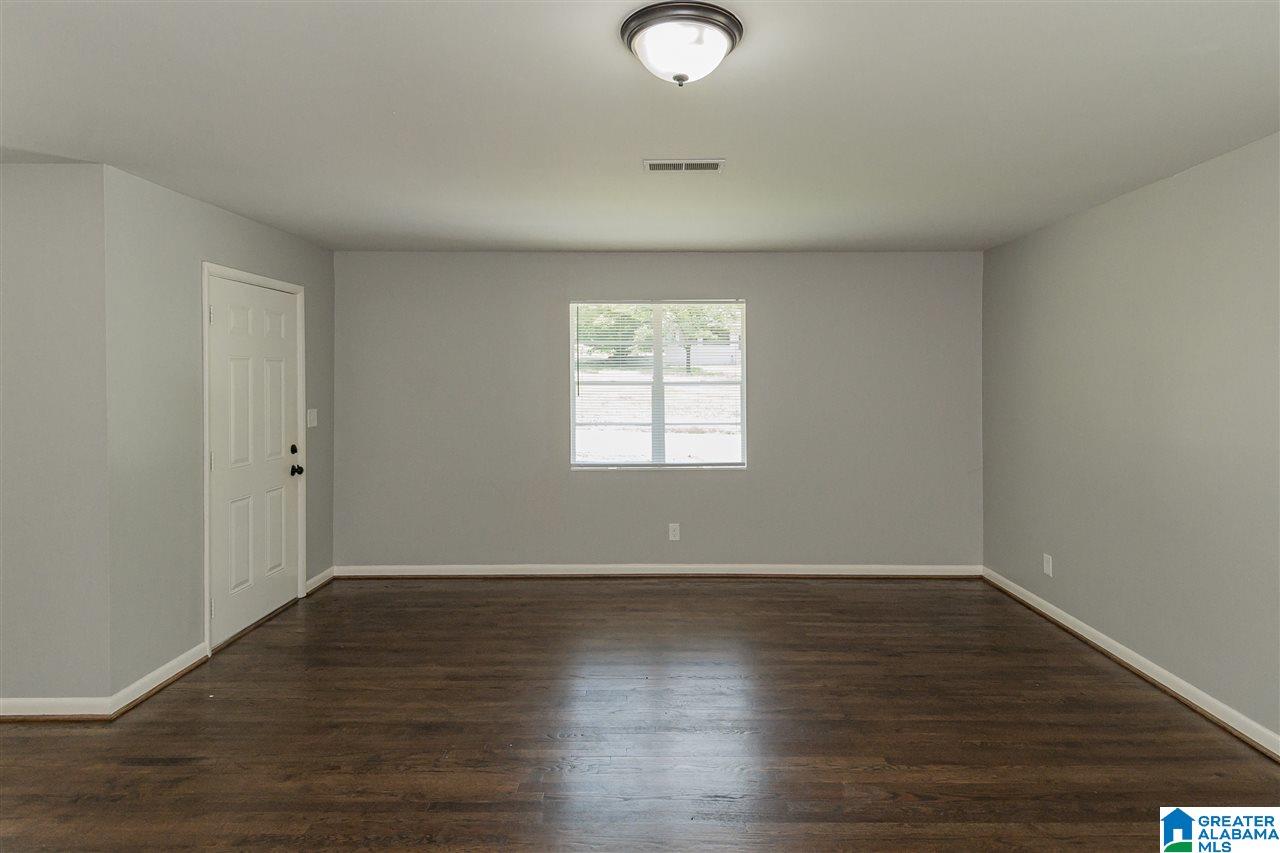107 Springdale Avenue Bessemer, AL 35023 - Photo 6 of 37