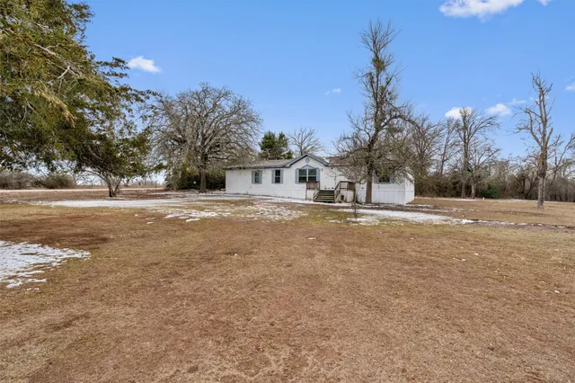 $189,900 | 1100 County Road 474, Elgin, TX 78621
